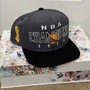 Adidas Golden State Warriors NBA Champions 2015 SnapBack Gray and Black Hat